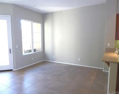 472 Almond Road - Photo Thumbnail 3