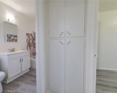 10926 Evans Street - Photo Thumbnail 6