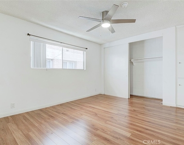 1835 N Alexandria Boulevard - Photo Thumbnail 8