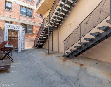 1835 N Alexandria Boulevard - Photo Thumbnail 18