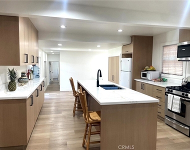 9488 Foster - Photo Thumbnail 5