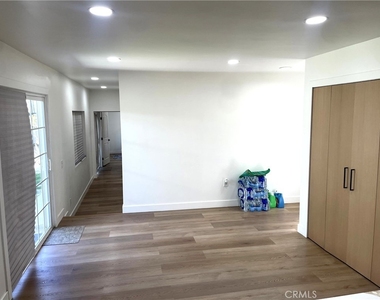 9488 Foster - Photo Thumbnail 12