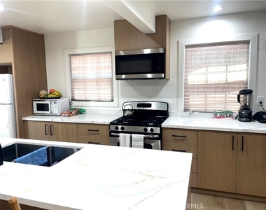 9488 Foster - Photo Thumbnail 7