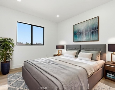 3126 Blanchard Street - Photo Thumbnail 8
