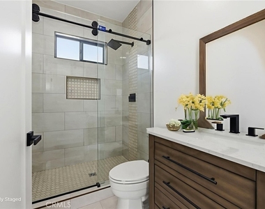3126 Blanchard Street - Photo Thumbnail 13