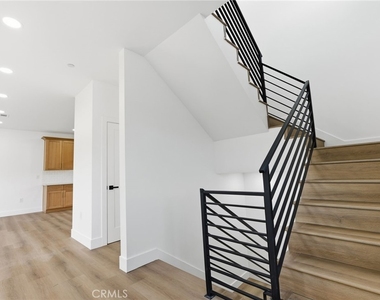 3126 Blanchard Street - Photo Thumbnail 10
