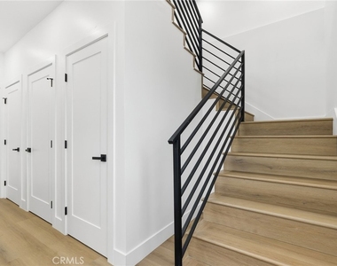 3126 Blanchard Street - Photo Thumbnail 7