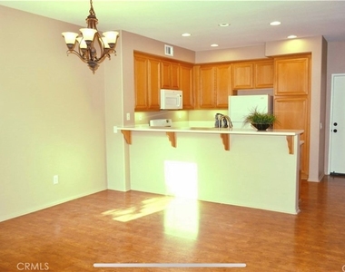 12199 N Main Street - Photo Thumbnail 7