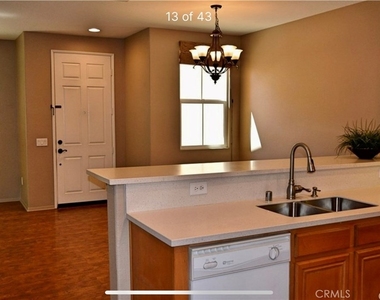 12199 N Main Street - Photo Thumbnail 5
