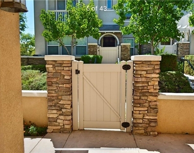 12199 N Main Street - Photo Thumbnail 2