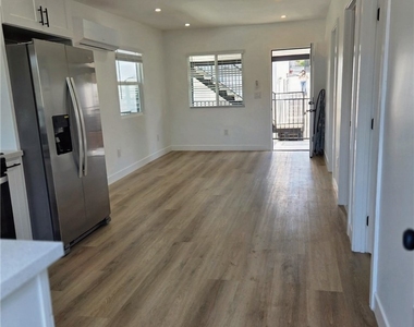 3929 Cesar E Chavez Ave - Photo Thumbnail 3