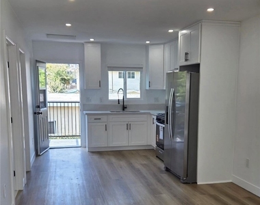 3929 Cesar E Chavez Ave - Photo Thumbnail 2