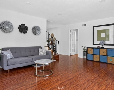 4641 Newman - Photo Thumbnail 7