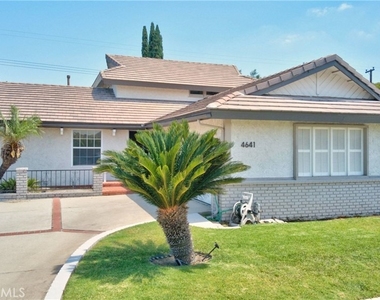 4641 Newman - Photo Thumbnail 1