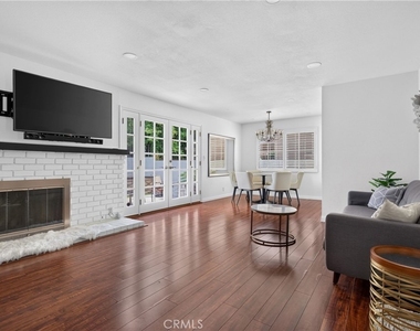 4641 Newman - Photo Thumbnail 11