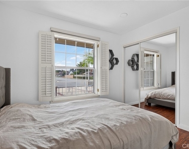 4641 Newman - Photo Thumbnail 47