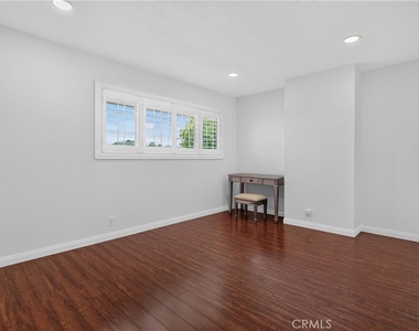 4641 Newman - Photo Thumbnail 41