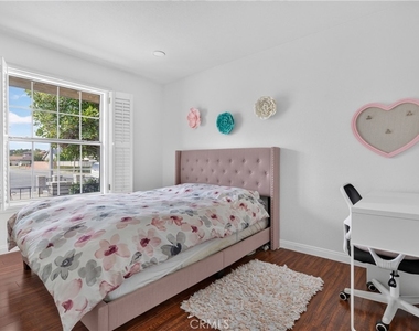 4641 Newman - Photo Thumbnail 44
