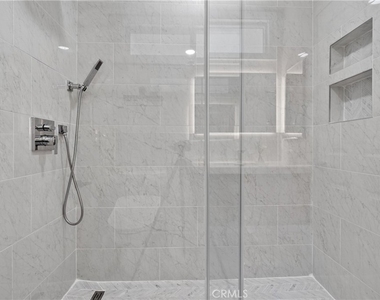 4641 Newman - Photo Thumbnail 31