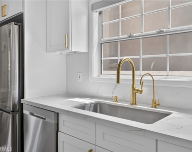 4641 Newman - Photo Thumbnail 28