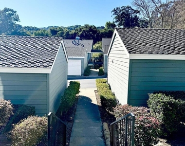 7860 Canyon Meadow Cir - Photo Thumbnail 20