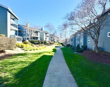 7860 Canyon Meadow Cir - Photo Thumbnail 25