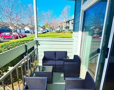 7860 Canyon Meadow Cir - Photo Thumbnail 18