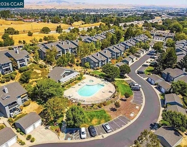 7860 Canyon Meadow Cir - Photo Thumbnail 30