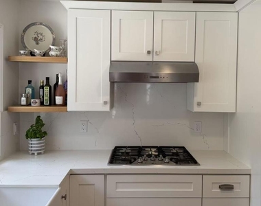3560 Old Mountain View Dr - Photo Thumbnail 1