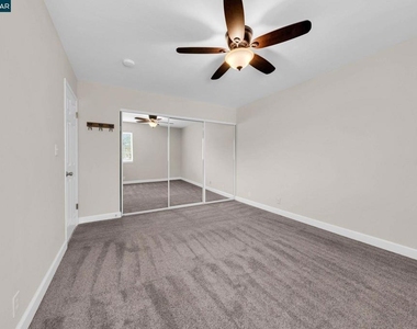 1812 Cole Ave - Photo Thumbnail 34