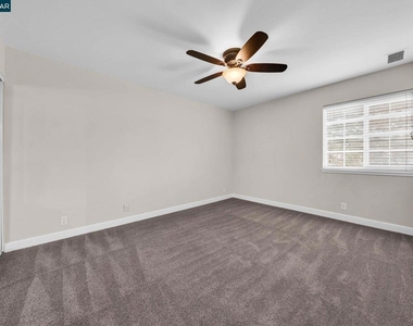 1812 Cole Ave - Photo Thumbnail 31