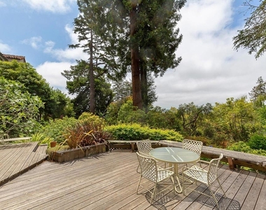 1542 Hawthorne Ter - Photo Thumbnail 23
