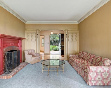 1542 Hawthorne Ter - Photo Thumbnail 4