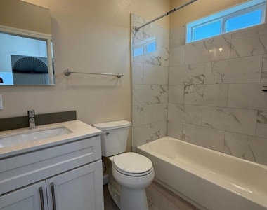529 Carolina St - Photo Thumbnail 6
