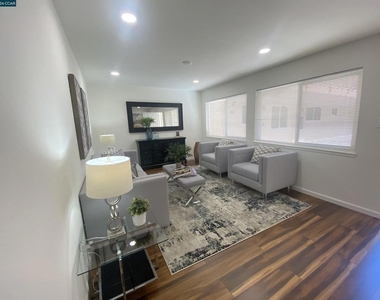 1599 Hays St - Photo Thumbnail 12