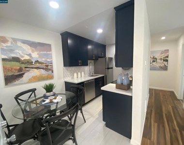 1599 Hays St - Photo Thumbnail 6