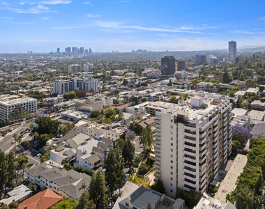 8787 Shoreham Drive - Photo Thumbnail 14