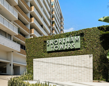 8787 Shoreham Drive - Photo Thumbnail 15