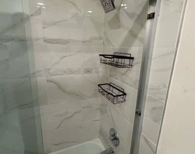 10760 Woodbine Street - Photo Thumbnail 8