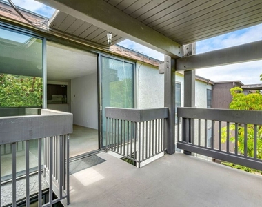 7742 Redlands Street - Photo Thumbnail 9