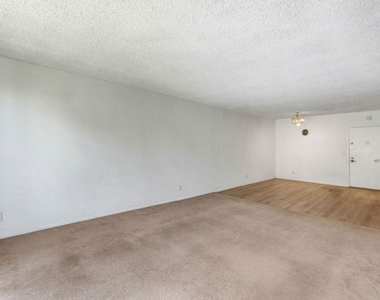 7742 Redlands Street - Photo Thumbnail 6