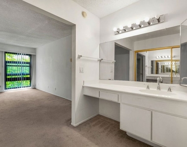 7742 Redlands Street - Photo Thumbnail 13