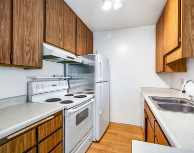 7742 Redlands Street - Photo Thumbnail 2