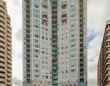 10580 Wilshire Boulevard - Photo Thumbnail 1
