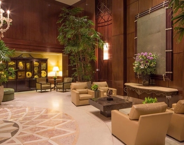 10580 Wilshire Boulevard - Photo Thumbnail 14