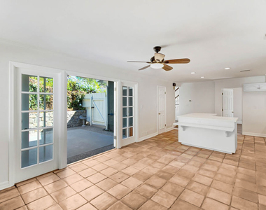 2401 Olive Avenue - Photo Thumbnail 16