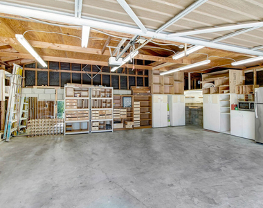 2401 Olive Avenue - Photo Thumbnail 46