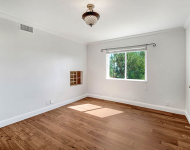 2401 Olive Avenue - Photo Thumbnail 32