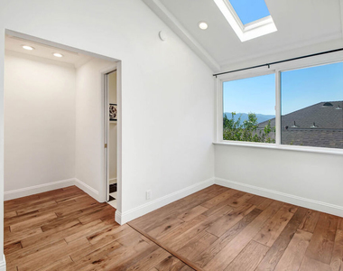 2401 Olive Avenue - Photo Thumbnail 28