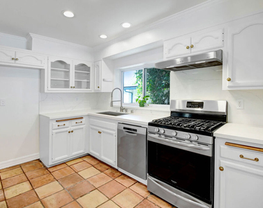 2401 Olive Avenue - Photo Thumbnail 12